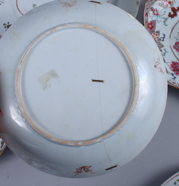 A pair of 19th century lobed dishes, with famille rose floral decoration, and four 19th century - Image 7 of 13