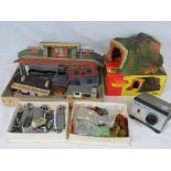 A quantity of assorted model train acces