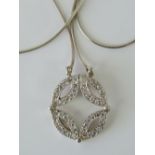 An unusual metamorphic silver necklace,