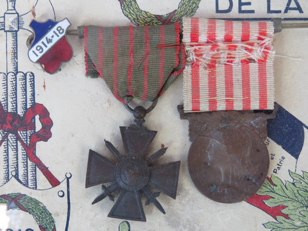 A French WWI medal group with memorial presentation card inscribed to Monsieur Courville Georges - Image 2 of 4