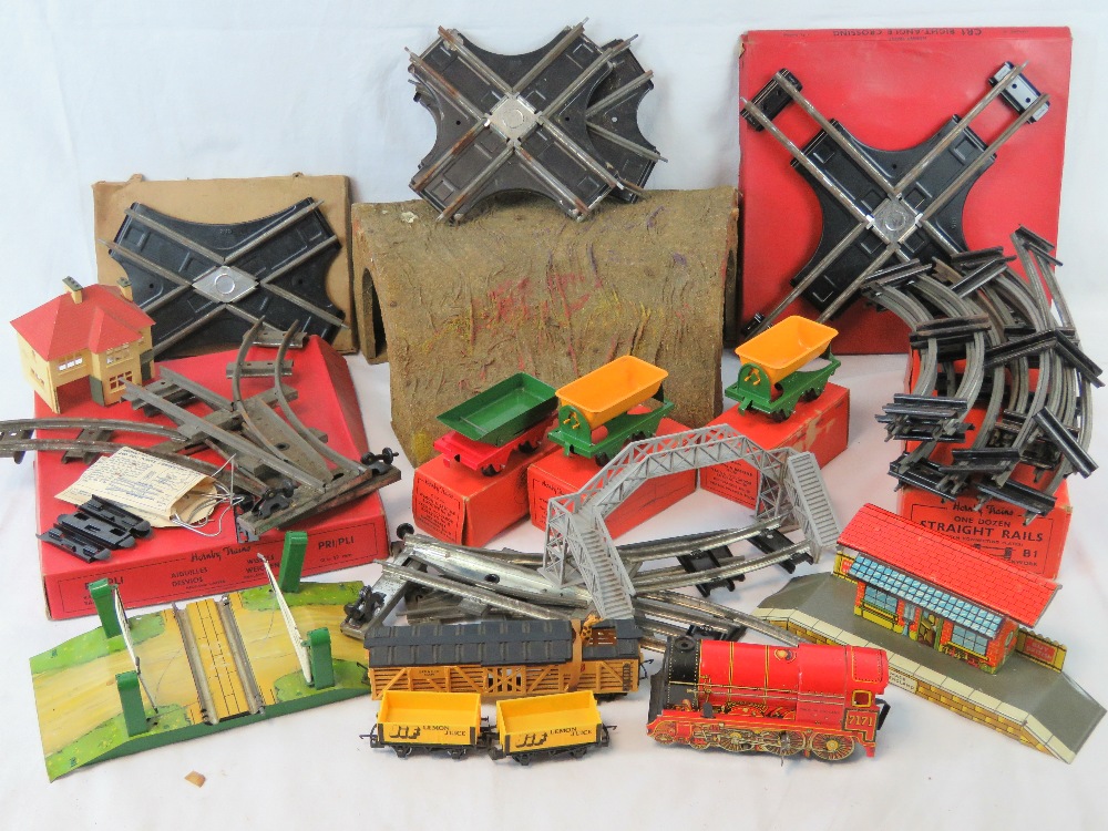 A quantity of assorted Hornby 0 gauge tr