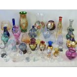 A quantity of contemporary glass items including Bohemian and Venetian glass, bowls, vases, dishes,