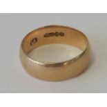 A 9ct rose gold ring, hallmarked London, size P-Q, 4.6g.