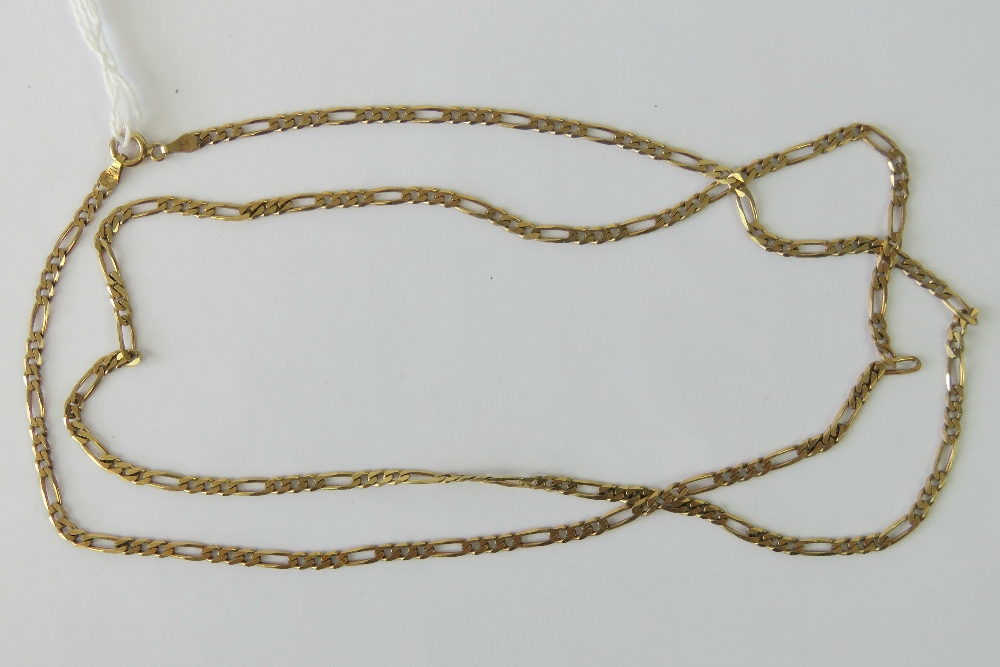 A 9ct gold necklace having alternating elongated flattened curb links with sections of flattened