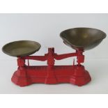 A vintage set of weighing scales complet