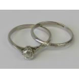 A platinum and diamond solitaire ring, round cut diamond approx 0.47ct (approx 4.5 x 4.7 x 3.