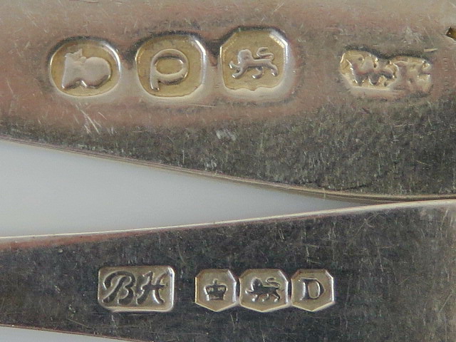 A set of five Georgian HM silver teaspoons bearing partial hallmark (no town) c1811, - Image 2 of 2