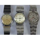 A gent's c1970s Roamer Searock automatic stainless steel wristwatch with bracelet strap,