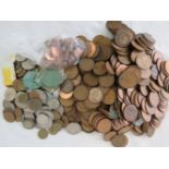 A quantity of Victorian and later copper pennies together with a small quantity of cupro-nickel