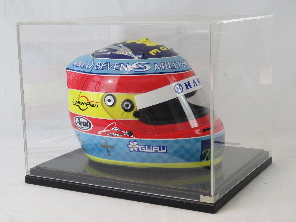 A fine recreation presentation copy of Fernando Alonso's 2005 F1 World Championship helmet - Image 3 of 3