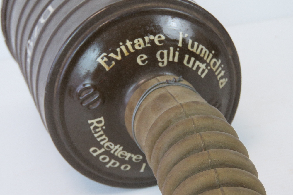 A Italian M31 military gasmask with extr - Image 4 of 4