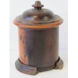 A vintage wooden treen cylindrical strin