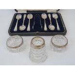 A HM silver teaspoon and tongs set in original fitted case,