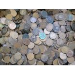 A large quantity of assorted Victoria and later penny copper coins. Approx 14kg.