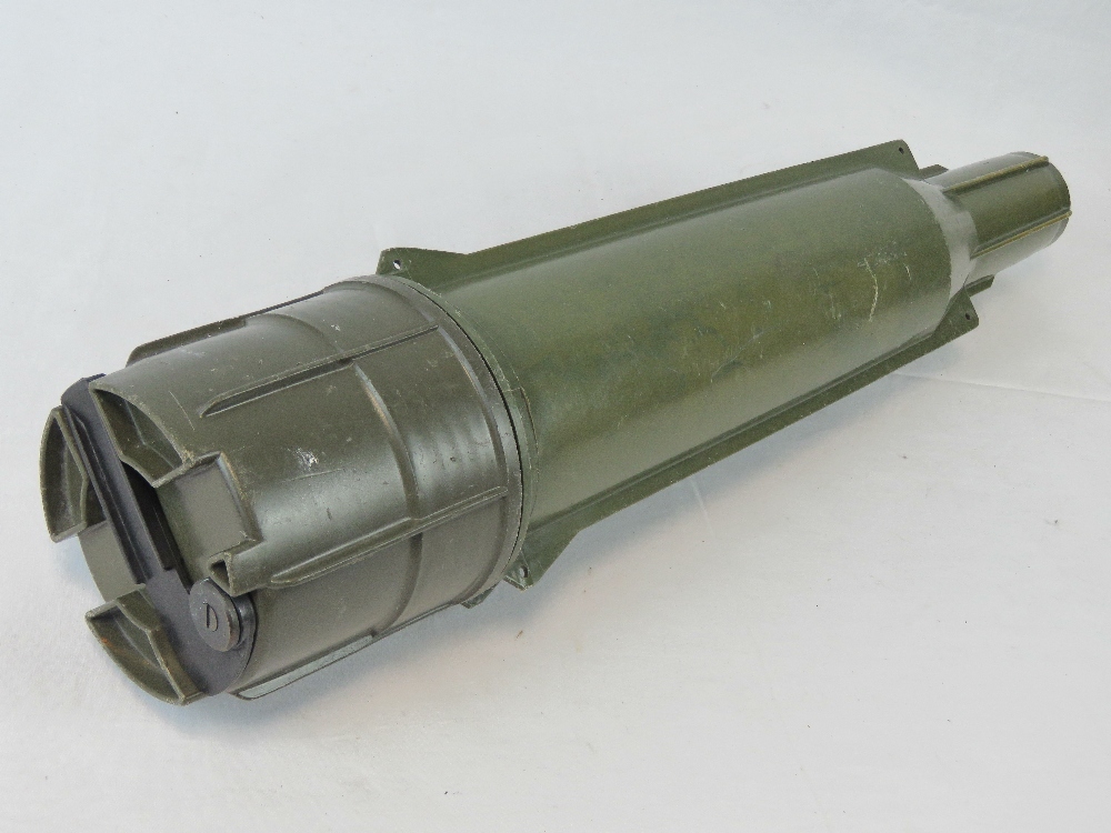 A British transit shell case for a tank/artillery round. - Image 2 of 3
