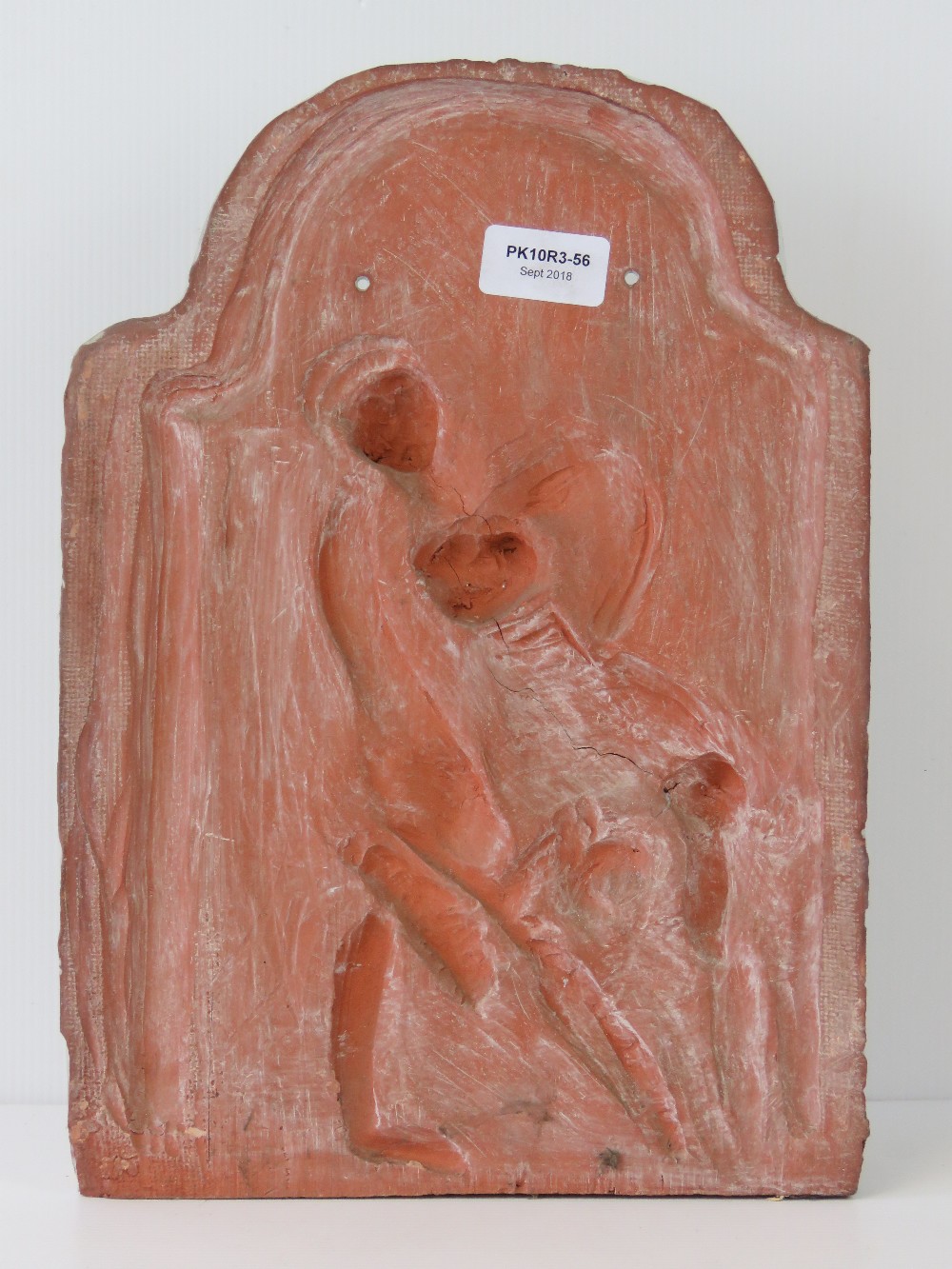 A ceramic wall plaque featuring boys fig - Image 3 of 3