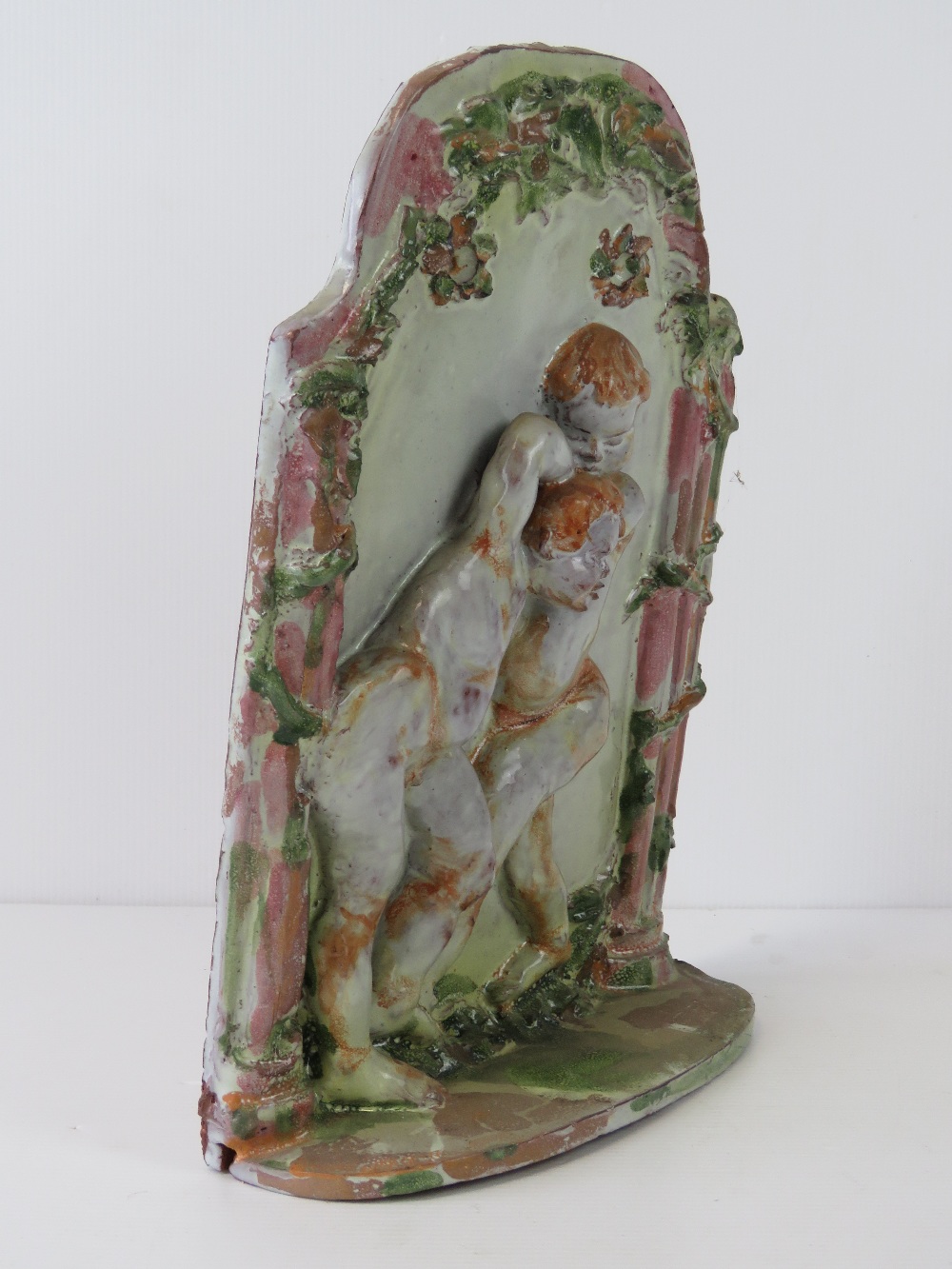A ceramic wall plaque featuring boys fig - Image 2 of 3