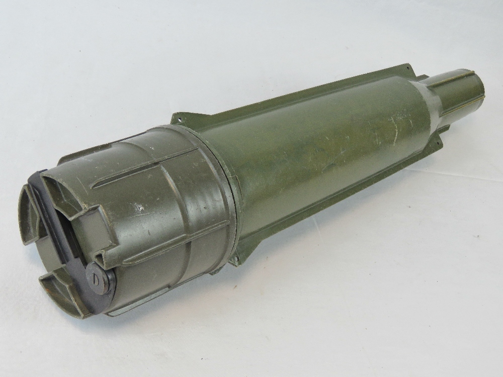 A British transit shell case for a tank/ - Image 2 of 3