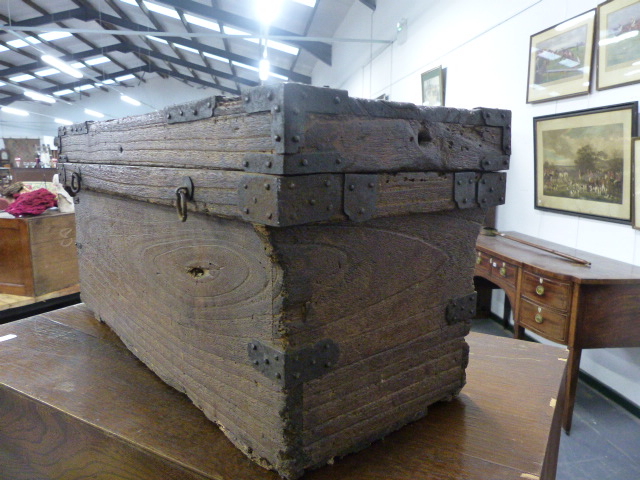 AN UNUSUAL FAR EASTERN IRON MOUNTED TRAVELLING CHEST. - Image 10 of 10