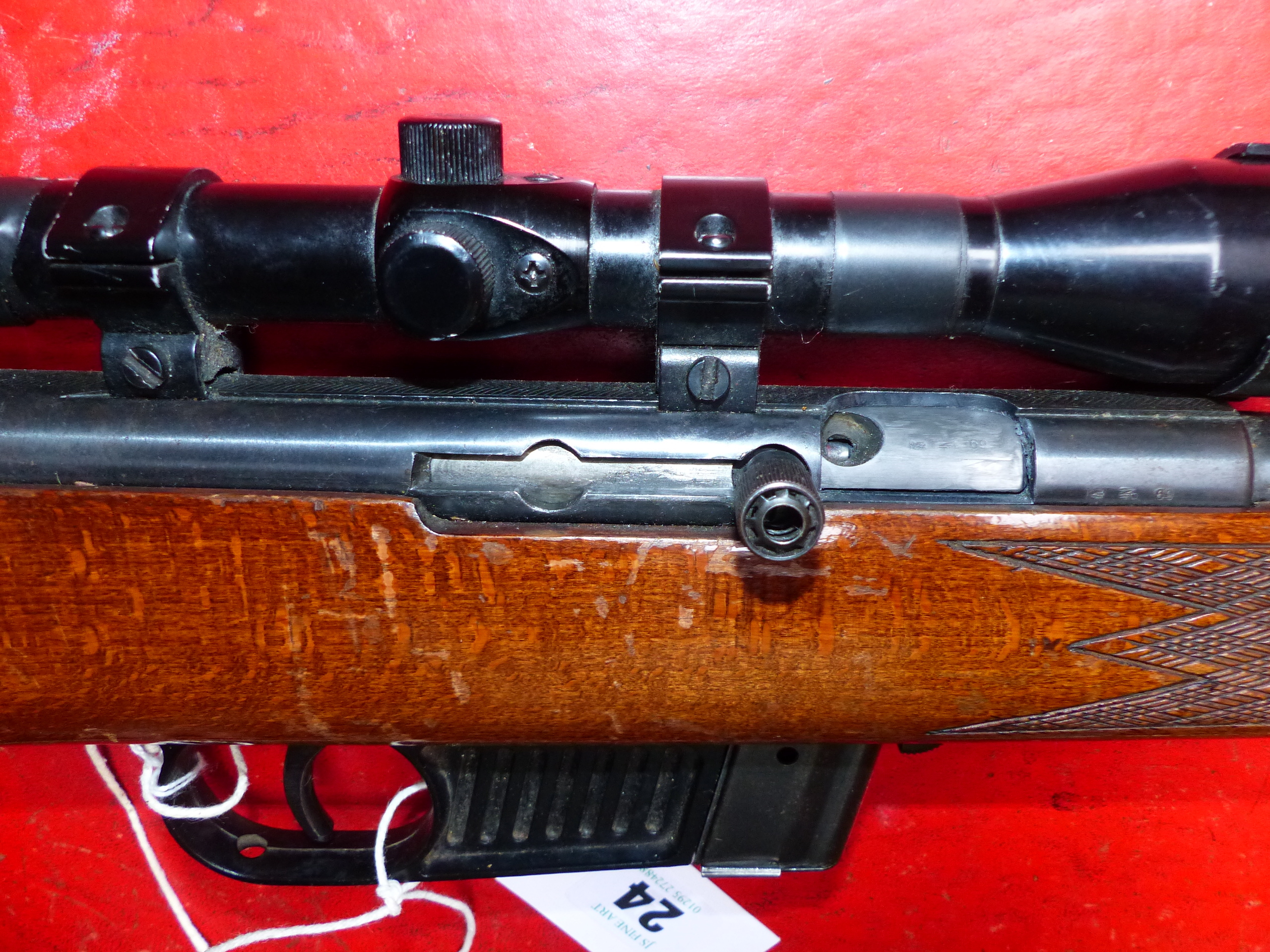 RIFLE. VOERE .22 SEMI-AUTOMATIC SERIAL NUMBER 185258 COMPLETE WITH SCOPE, (ST.NO.3272). - Bild 5 aus 11