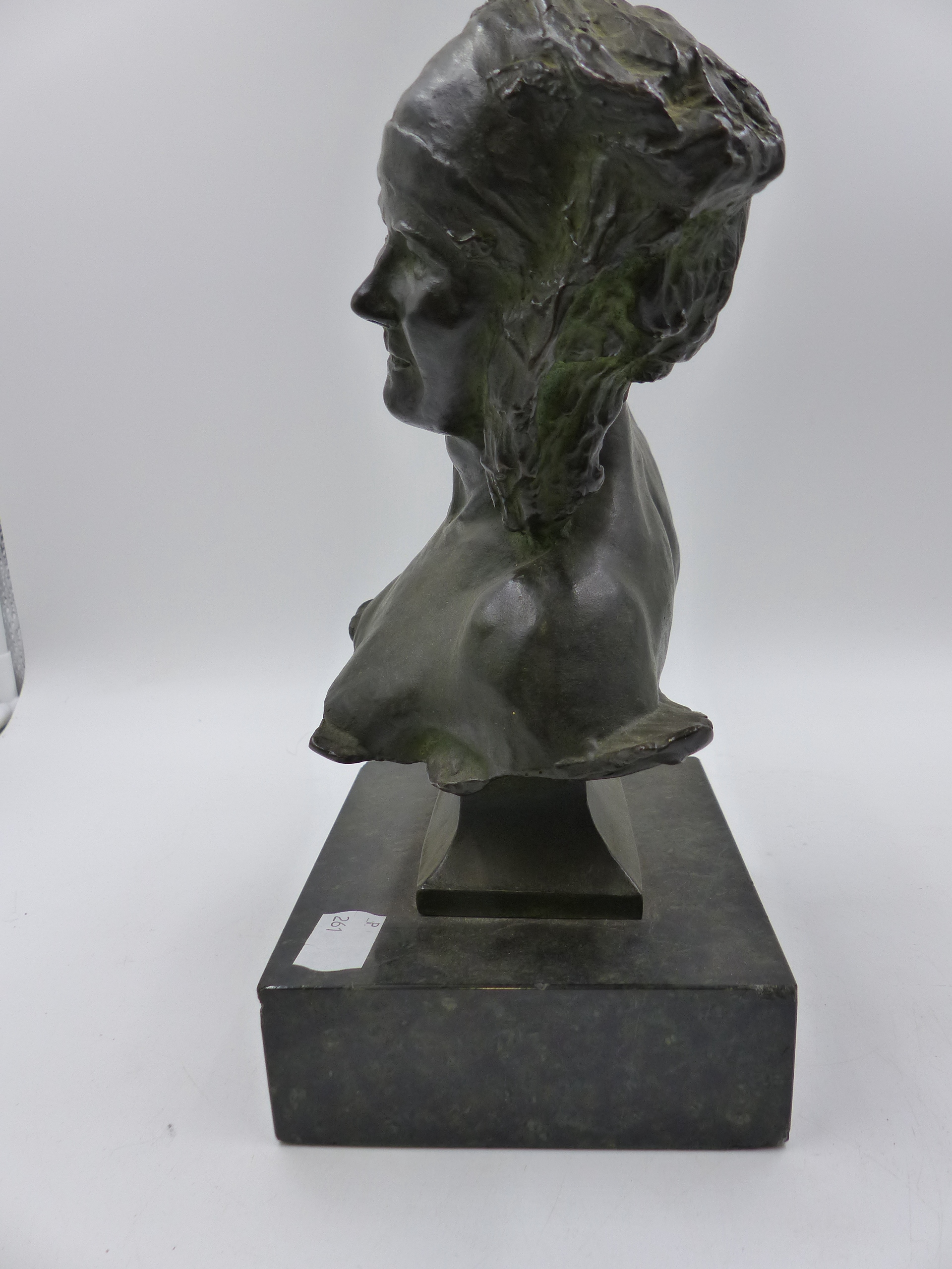 ATTRIBUTED TO SIR WILLIAM REID DICK (1978-1961) A BUST PORTRAIT OF A LADY BRONZE ON MARBLE BASE. - Image 4 of 8