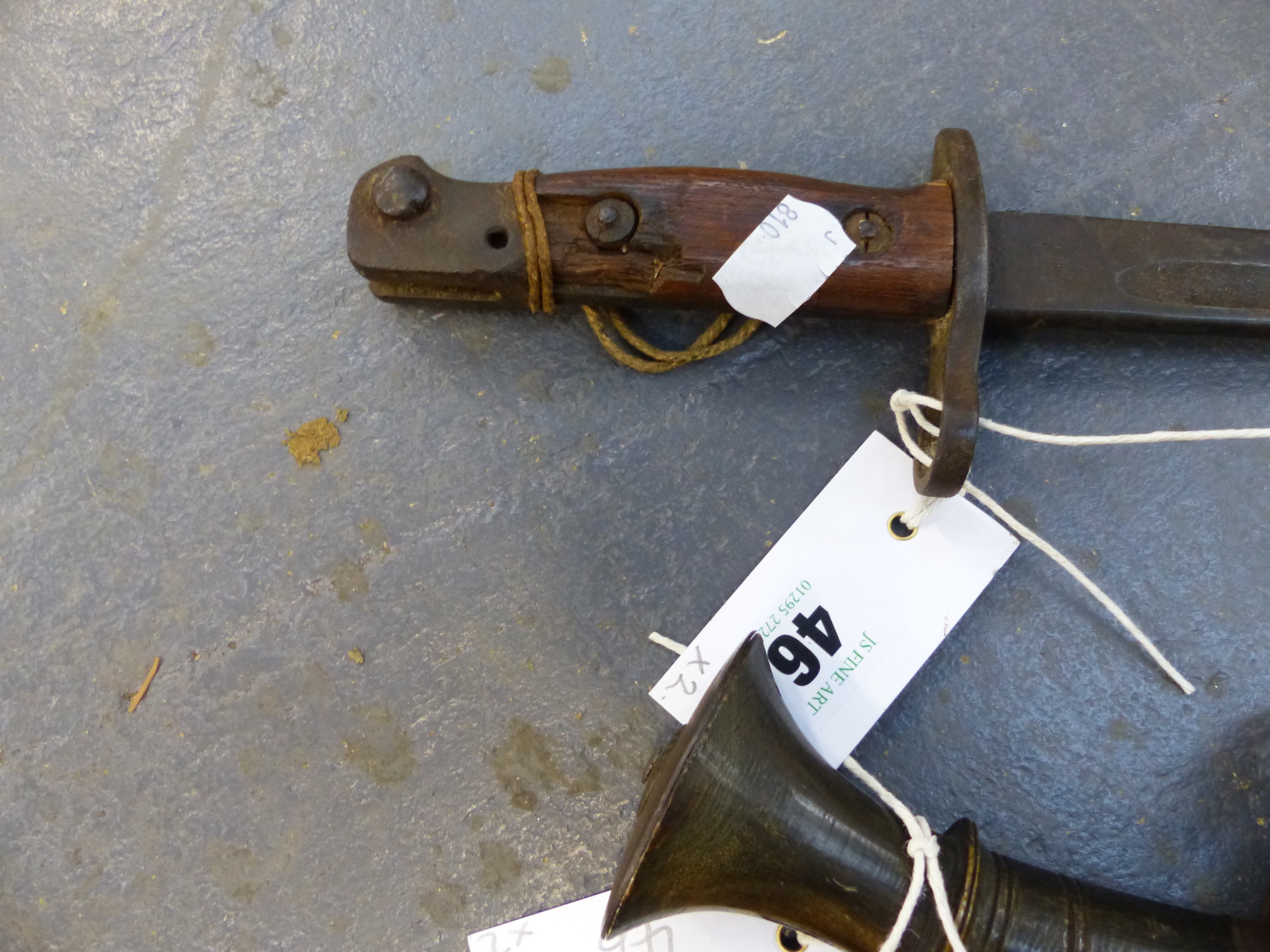 A GOOD GURKHA KUKRI KNIFE TOGETHER WITH A MILITARY BAYONET STAMPED 1917 - Image 11 of 38