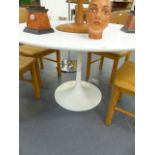 A MID CENTURY TULIP BASE DINING TABLE BY ARKANA IN THE STYLE OF SAARINEN