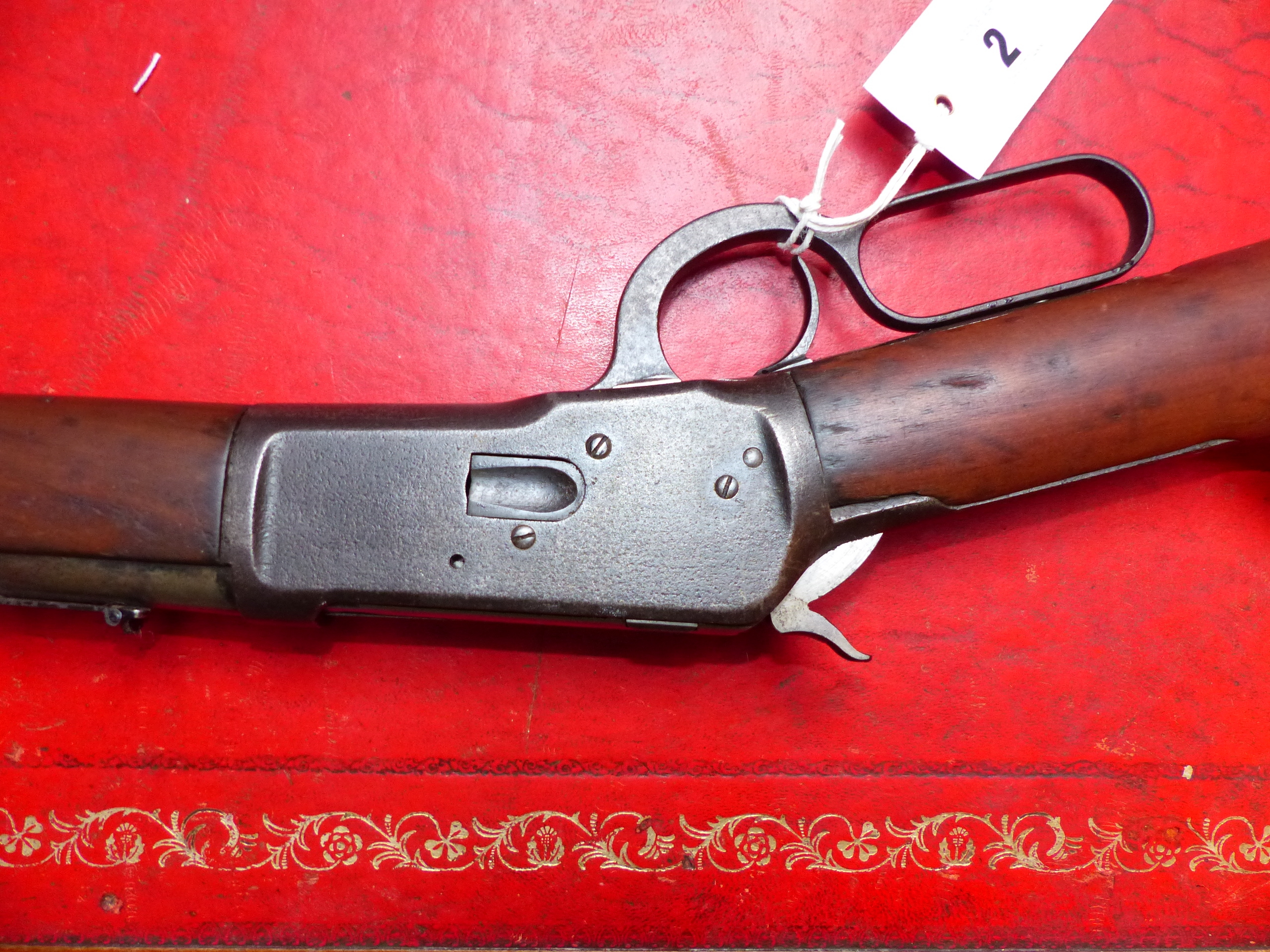 RIFLE. WINCHESTER LEVER ACTION MODEL 92. .44WCF. SERIAL NUMBER 771152 ( ST NO 3328 - Bild 8 aus 17