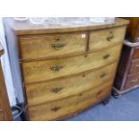 A 19th.C.MAHOGANY BOW FRONT CHEST OF DRAWERS. W.104 x H.103cms.