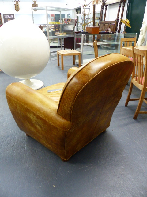 A GOOD QUALITY ART DECO STYLE LEATHER ARMCHAIR. - Image 14 of 16