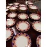 AN EXTENSIVE DOULTON WATTEAU PATTERN LATE VICTORIAN PART DINNER SERVICE COMPRISING PLATES OF VARIOUS