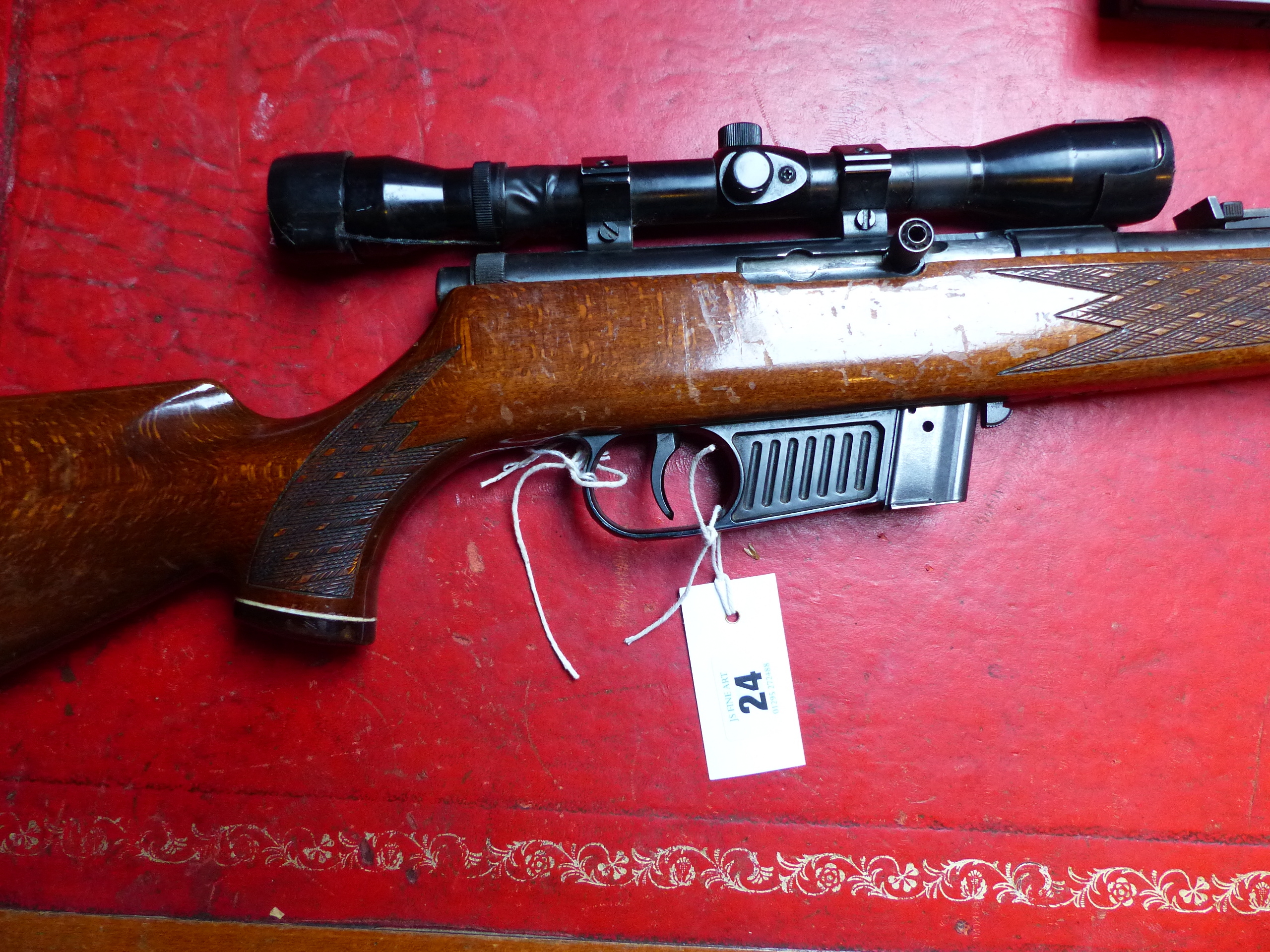 RIFLE. VOERE .22 SEMI-AUTOMATIC SERIAL NUMBER 185258 COMPLETE WITH SCOPE, (ST.NO.3272).