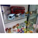 A COLLECTION OF VARIOUS DIE CAST DINKY FARM AND OTHER VEHICLES.