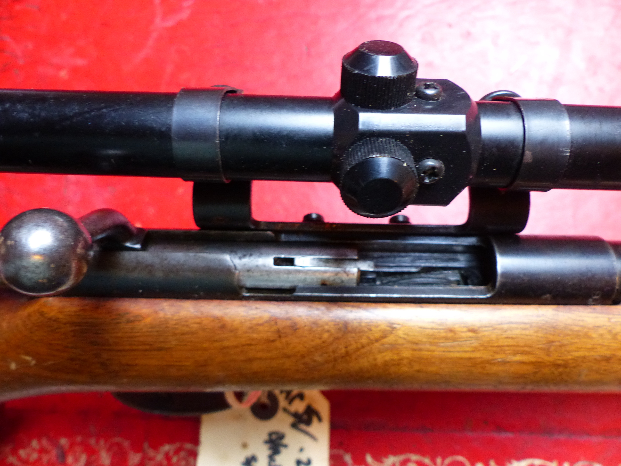 RIFLE. BSA .22LR BOLT ACTION /W SCOPE SERIAL NUMBER LE63690 ( ST NO 3319) - Bild 6 aus 12