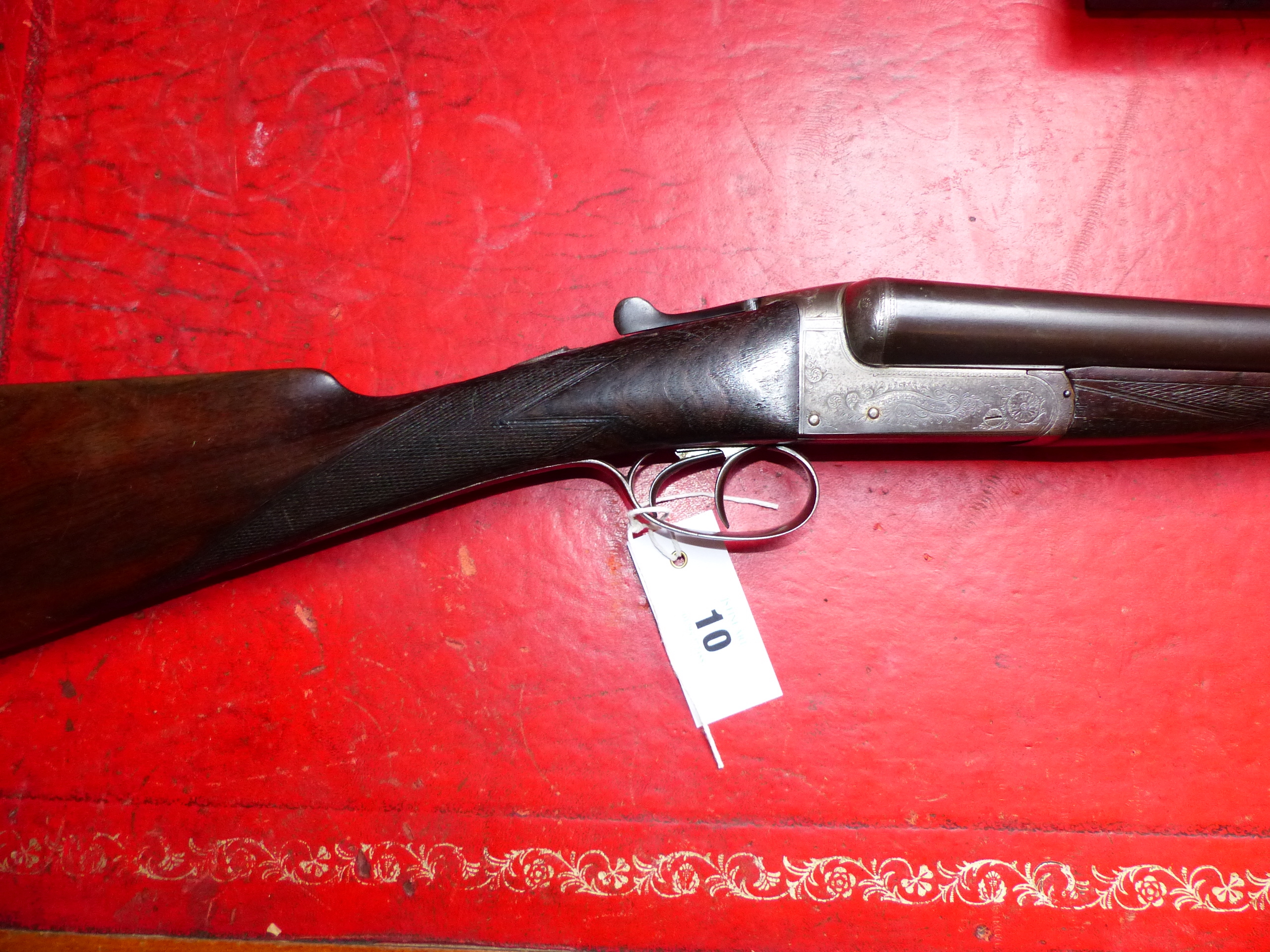 SHOTGUN. VENABLES 12 G S/S BLE SERIAL NUMBER 5892 ( ST NO 3320)