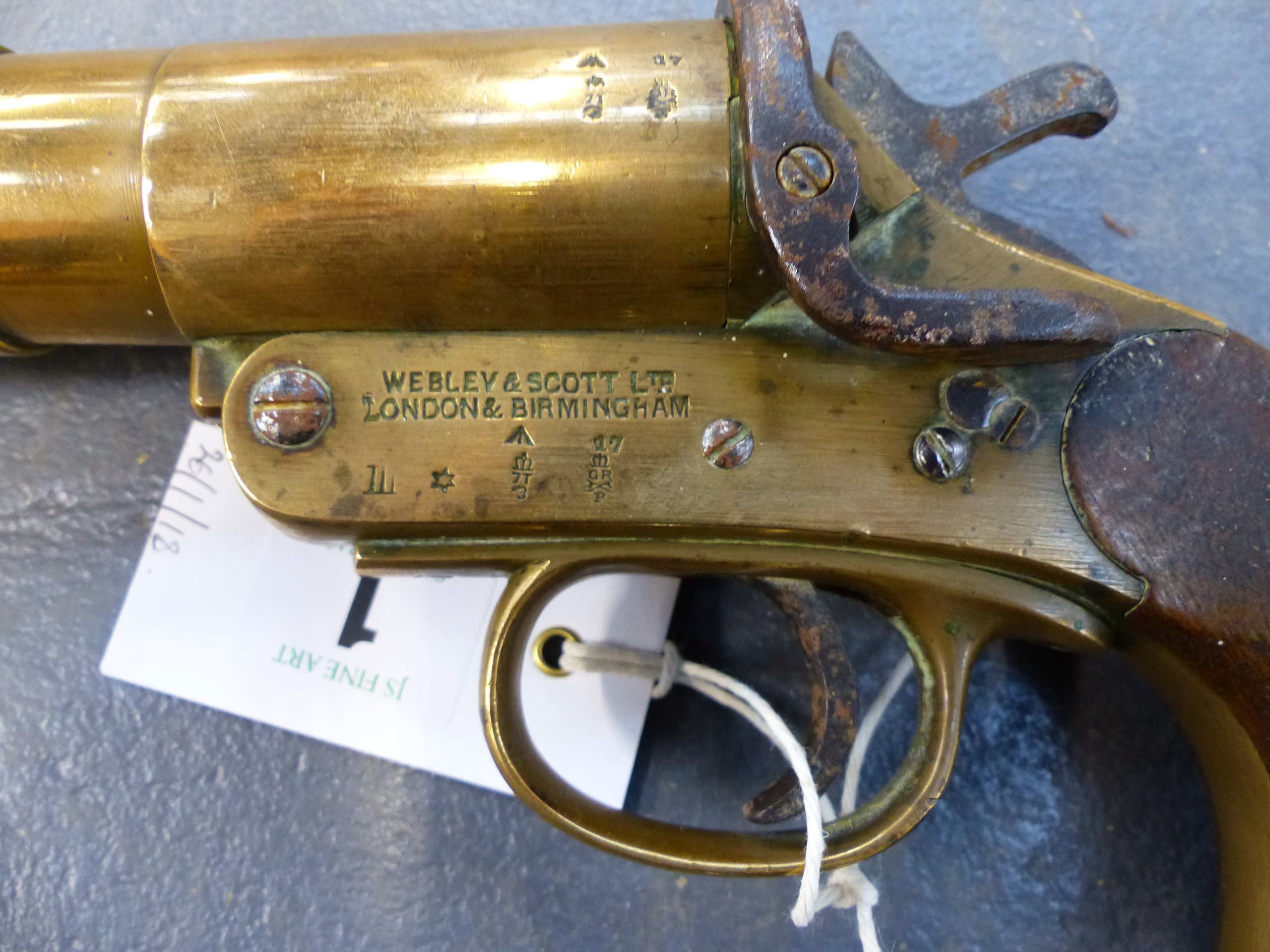 FLARE PISTOL. WEBLEY & SCOTT 1 1/4 INCH. SERIAL NUMBER 56658. FAC OR RFD CERTIFICATE REQUIRED - Bild 17 aus 29