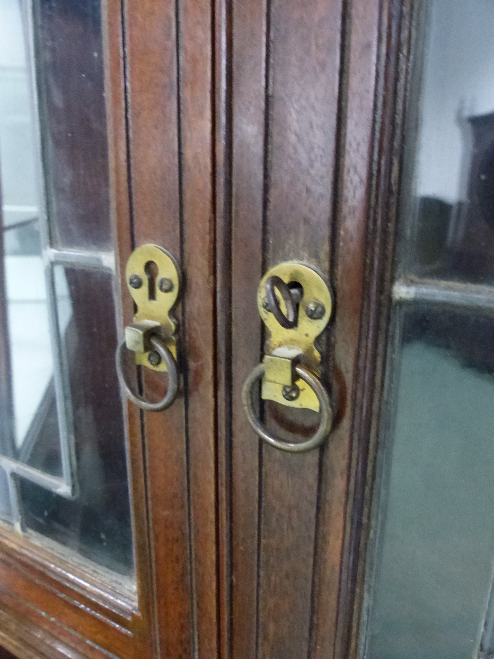 A RARE 19TH ARTS AND CRAFTS CORNER CABINET- " THE ANGLE CABINET" DESIGNED BY E.W.GODWIN AND MOST - Image 2 of 23