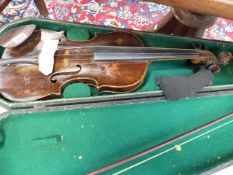 AN ANTIQUE MAPLE BACK VIOLIN LABELLED PRESTON MAHER, LONDON 1790 WITH A LATER BOW AND CONTAINED IN A