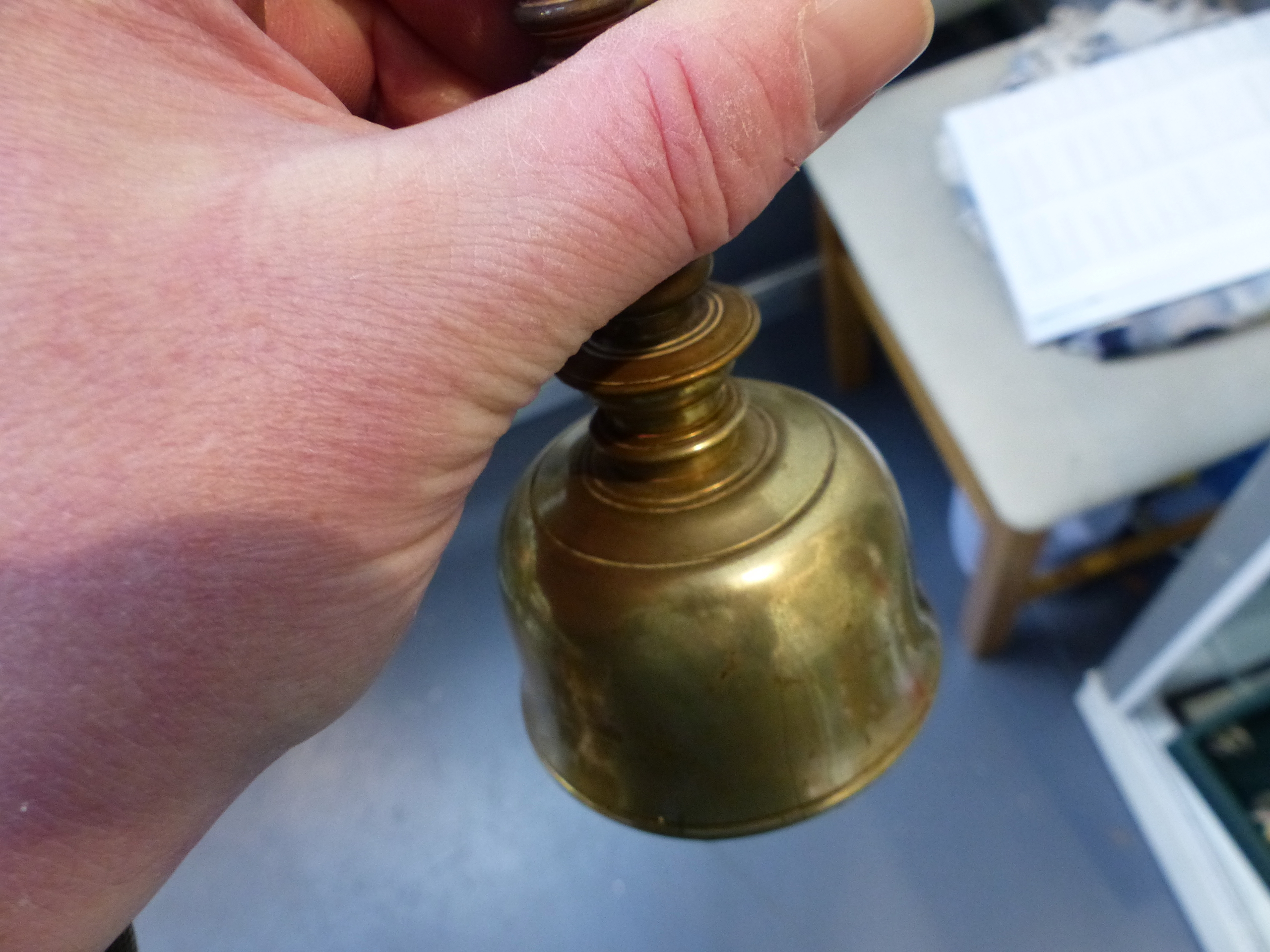 AN EASTERN BRASS PRAYER BELL. - Image 13 of 13