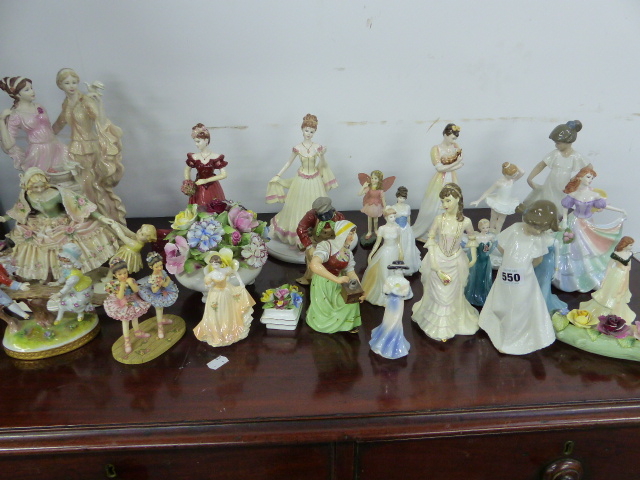 A LARGE COLLECTION OF DOULTON, WEDGWOOD, COALPORT AND OTHER FIGURINES.