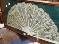 A VICTORIAN LACE AND WATERCOLOUR BIRD DECORATED FAN MOUNTED IN A BESPOKE SHADOW BOX FRAME. H.41 x