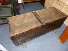 A LARGE RUSTIC ELM LOG BOX.