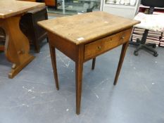 A GEORGIAN OAK AND ELM SIDE TABLE WITH SINGLE FRIEZE DRAWER ON SQUARE TAPERED LEGS. W.68 x H.71cms.