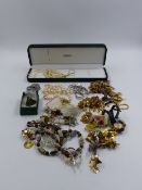 A VARIED SELECTION OF COSTUME JEWELLERY.