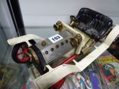 A MAMOD LIVE STEAM MODEL OF A VINTAGE MOTOR CAR.