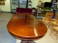 A GOOD 19th.C.MAHOGANY EXTENDING DINING TABLE WITH TWO LEAVES ON SPLIT PEDESTAL SUPPORTS. W.129 x