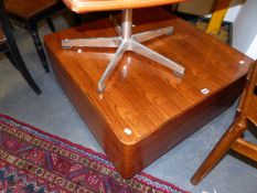 A VINTAGE MID CENTURY BLOCK FORM LOW COFFEE TABLE.