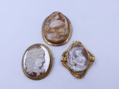 A 9ct GOLD MOUNTED LARGE HIGH RELIEF CAMEO BROOCH IN LAYERS OF COLOUR, DEPICTING ARIANDNE, WIFE OF