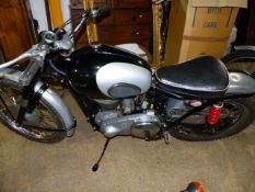 ARIEL 350CC "RED HUNTER"? - 1957 SSU 405- IN TRIALS TRIM AND COMPLETE WITH A LARGE NUMBER OF TRIALS