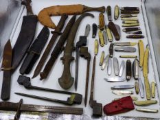 A BOX OF ASSORTED POCKET KNIVES TOGETHER WITH TWO JAMBIYA, ASSORTED KNIVES AND SPIKE BAYONETS.